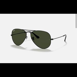 NWT RAY BAN CLASSIC AVIATOR BLACK FRAMES